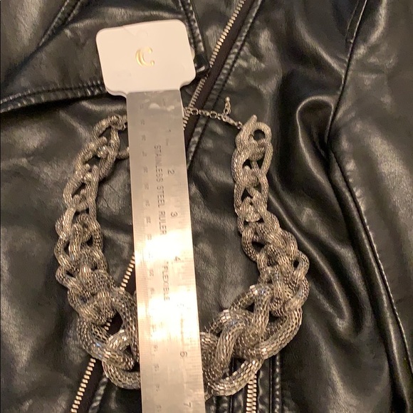 Chunky chain necklace - Picture 3 of 8